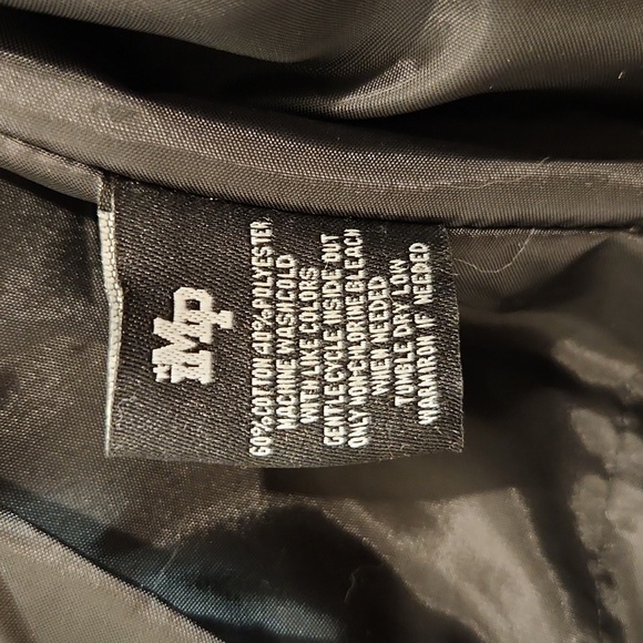 NWOT Black Unique Jacket with Gold Accents - Picture 11 of 11